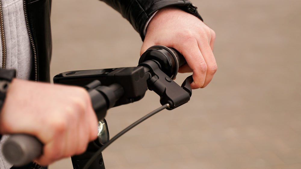 How To Stop Your Electric Scooter From Shaking
