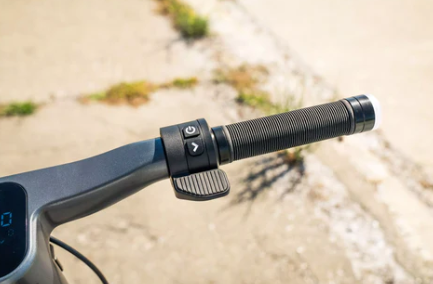 Fixing Throttle Issues on Your E-Scooter